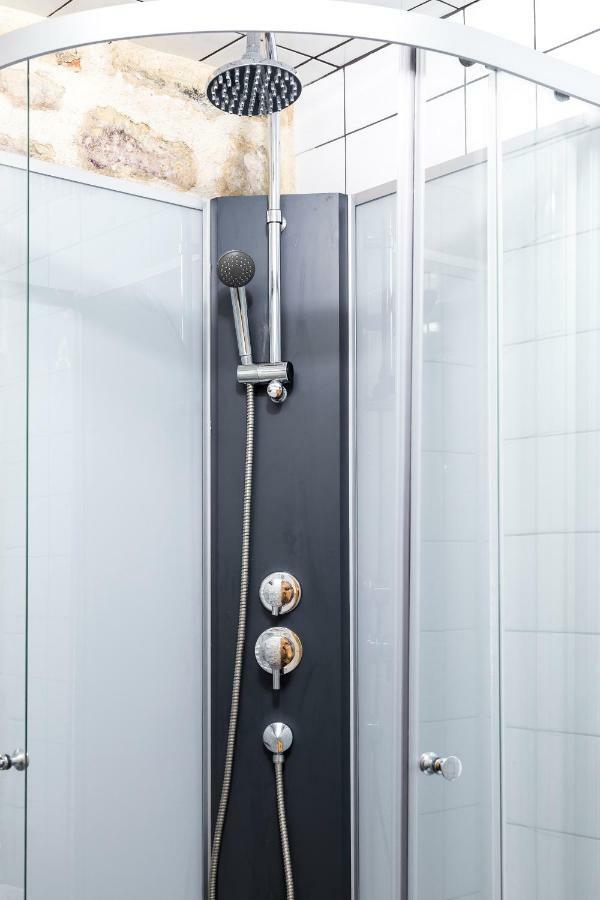 Ferienwohnung Pretty 25 M2 In A Lively District Paris Exterior foto